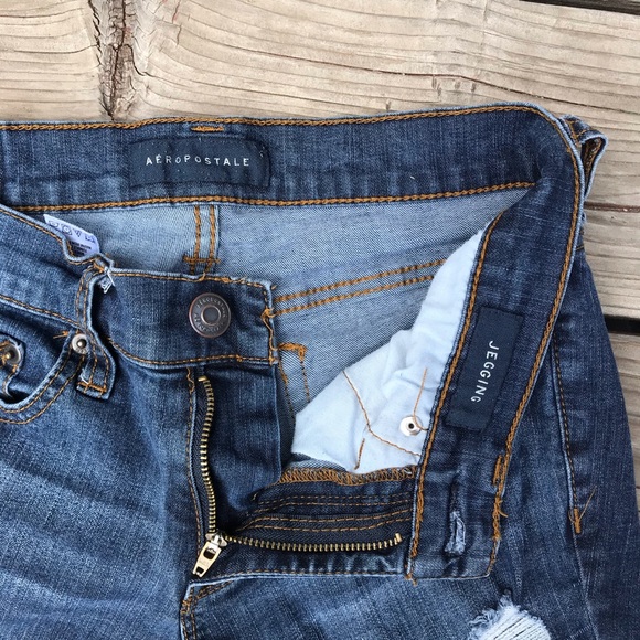 Aeropostale Distressed Blue Jeans Skinny Leg Cropped Denim Pants Size 4S 4 Short - Picture 4 of 8